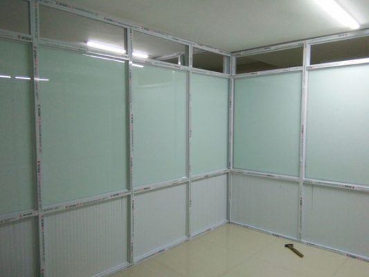 Thợ Làm Vách Nhôm Kính