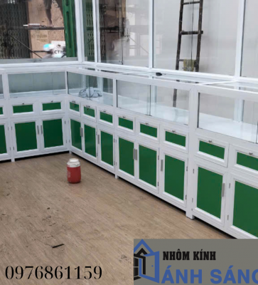 Thợ làm tủ quầy thuốc tây tại TP. HCM